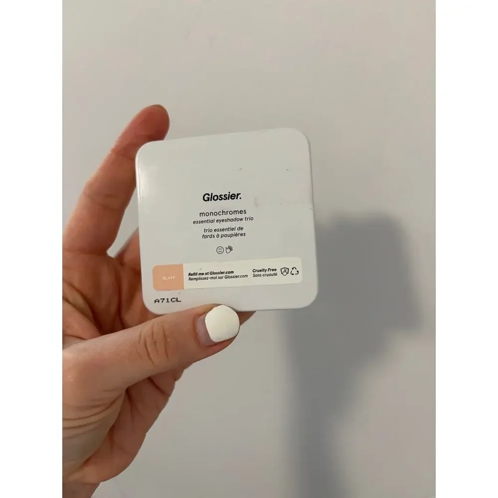 Glossier Monochromes Essential Eyeshadow Trio Palette in Bluff